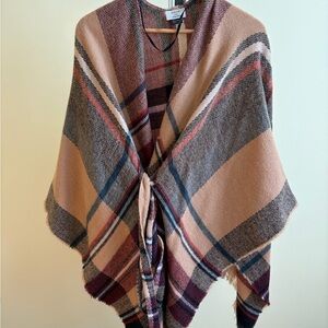 David and Young Multicolor Plaid Poncho